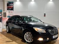 Usado Opel Insignia Sportive 160 CV (117 kW) 2012 Marrón Familiar