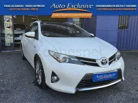 Usado Toyota Auris Hybrid Active 136 CV (100 kW) 2014 Blanco Familiar