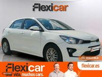 Usado Kia Rio 101 CV (74 kW) 2022 Blanco Berlina