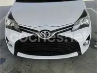 Usado Toyota Yaris City 69 CV (50 kW) 2014 Blanco Utilitario