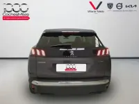 Usado Peugeot 3008 Allure 225 CV (165 kW) 2023 Gris SUV