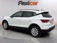 Usado Seat Arona Ecomotive 95 CV (69 kW) 2019 Amarillo SUV