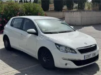 Usado Peugeot 308 Style 115 CV (84 kW) 2016 Blanco Berlina