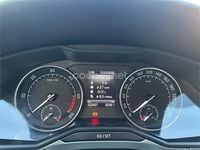 Usado Skoda Superb Ambition 120 HP (88 kW) 2017 Branco Carrinha