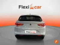 Usado Alfa Romeo Stelvio Sprint 160 CV (117 kW) 2022 Blanco SUV