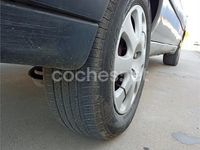 Usado Peugeot Partner Tepee 90 CV (66 kW) 2009 Gris / plata Monovolumen