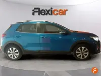 Usado Kia Stonic 84 CV (61 kW) 2023 Azul SUV
