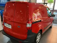 Usado Ford Transit Courier Trend 102 CV (75 kW) 2017 Rojo Van