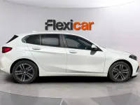 Usado BMW 118 150 CV (110 kW) 2022 Blanco Berlina