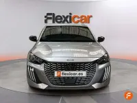 Usado Peugeot 208 Allure 101 CV (74 kW) 2025 Gris Utilitario