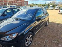 Usado Peugeot 206 110 CV (80 kW) 2003 Negro Berlina