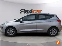 Usado Ford Fiesta Trend 85 CV (62 kW) 2018 Gris Utilitario
