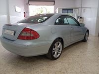 Usado Mercedes CLK320 Elegance 224 CV (164 kW) 2005 Gris / plata Coupe