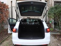 Usado Opel Astra Business 110 CV (80 kW) 2018 Blanco Familiar