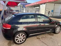 Usado Audi A3 Ambition 140 CV (102 kW) 2006 Negro Utilitario