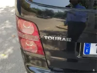 Usado VW Touran Highline 140 CV (102 kW) 2007 Negro Monovolumen