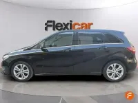 Usado Mercedes B200 136 CV (100 kW) 2017 Negro Utilitario