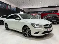 Usado Mercedes CLA200 Shooting Brake Urban 136 CV (100 kW) 2016 Blanco Familiar