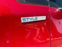 Usado Peugeot 208 Style 82 CV (60 kW) 2018 Rojo Utilitario