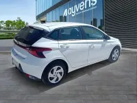 Usado Hyundai i20 101 CV (74 kW) 2021 Blanco Utilitario