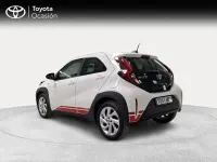 Usado Toyota Aygo X Play 72 CV (52 kW) 2022 Blanco SUV