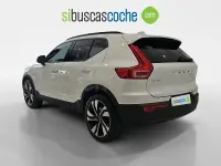 Usado Volvo XC40 Plus 163 CV (119 kW) 2025 Blanco SUV