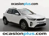 Usado Kia Stonic 84 CV (61 kW) 2023 Blanco SUV