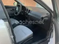 Usado Seat Cordoba Stella 100 CV (73 kW) 2003 Gris / plata Berlina