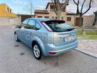 Usado Ford Focus Trend 109 CV (80 kW) 2009 Azul Berlina