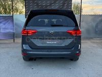 Usado VW Touran Advance 150 CV (110 kW) 2022 Gris / plata Monovolumen