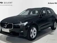Käytetty Volvo XC60 Core 197 HP (144 kW) 2023 Musta Katumaasturi