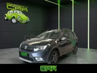 Usado Dacia Sandero 90 CV (66 kW) 2017 Gris / plata Berlina