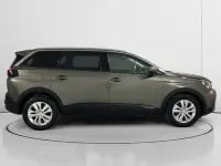 Usado Peugeot 5008 Active 120 CV (88 kW) 2017 Gris Monovolumen