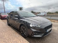 Usado Ford Focus ST-Line 150 CV (110 kW) 2019 Gris / plata Berlina