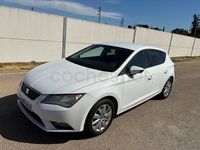 Usado Seat Leon Reference 105 CV (77 kW) 2014 Blanco Berlina