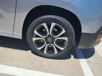 Usado Citroën Berlingo Shine 130 CV (95 kW) 2021 Gris / plata Monovolumen