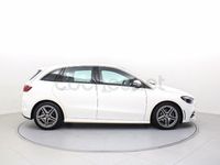 Usado Mercedes B200 AMG line 150 CV (110 kW) 2024 Blanco Monovolumen