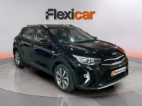 Usado Kia Stonic 101 CV (74 kW) 2021 Negro SUV