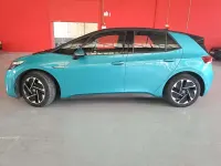 Usado VW ID.3 Pro 106 kW (145 CV) 2021 Azul Utilitario