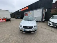 Usado VW Polo Match 70 CV (51 kW) 2006 Gris / plata Utilitario