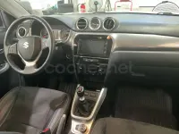 Usado Suzuki Vitara GLX 120 CV (88 kW) 2016 Beige SUV