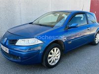 Usado Renault Mégane II Dynamique 105 CV (77 kW) 2006 Azul Berlina