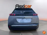 Usado Peugeot e-2008 Allure 100 kW (136 CV) 2022 Gris SUV