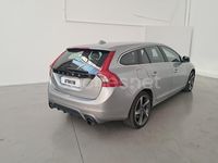 Usado Volvo V60 R-Design Kinetic 136 CV (100 kW) 2014 Gris / plata Familiar