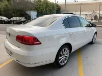 Usado VW Passat Highline 140 CV (102 kW) 2013 Blanco Berlina