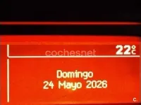 Usado Peugeot 5008 Active 120 CV (88 kW) 2011 Gris / plata Monovolumen