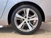Usado Peugeot 308 SW Allure 131 CV (96 kW) 2016 Gris Familiar