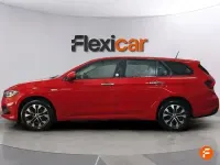 Usado Fiat Tipo Business 95 CV (69 kW) 2020 Rojo Familiar