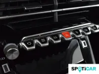 Usado Peugeot 2008 Allure 100 CV (73 kW) 2022 Negro SUV