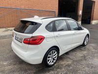 Usado BMW 218 Active Tourer 150 HP (110 kW) 2015 Branco Monovolume